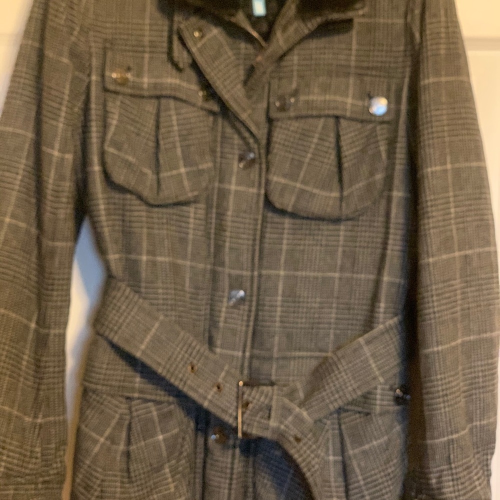 Jacket - Picture 5 of 9